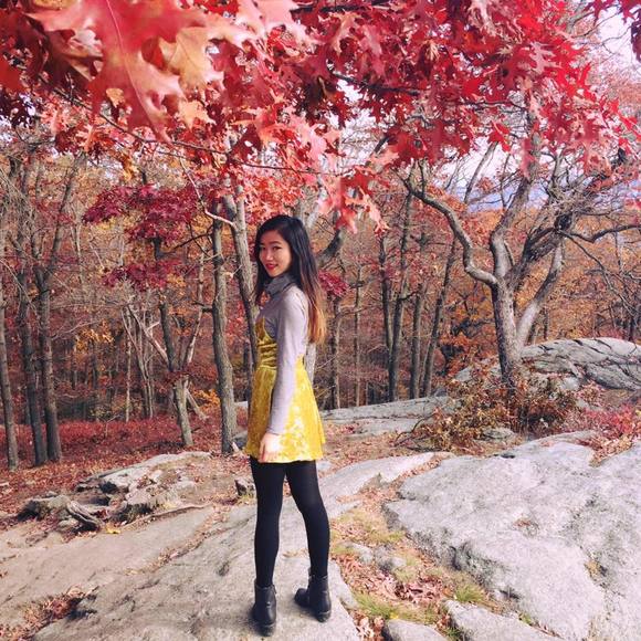 Meet your Posher, Jessica - Picture 1 of 1